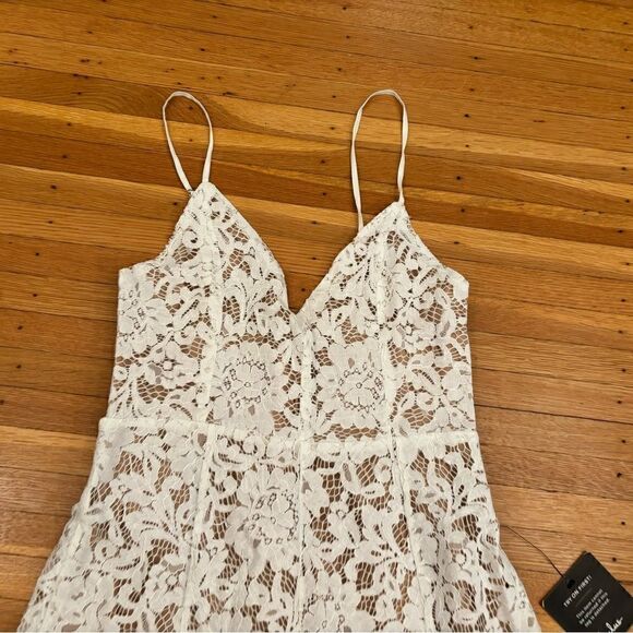 Lulu’s One Wish Lace Midi Dress NWT - Picture 3 of 6